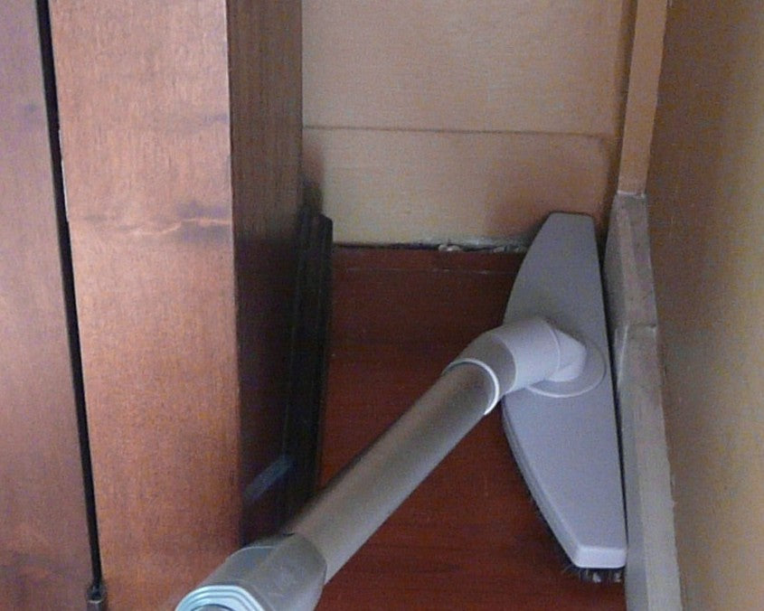 HARD FLOOR BRUSH with natural Hair - Swivels 180 degrees - 32mm